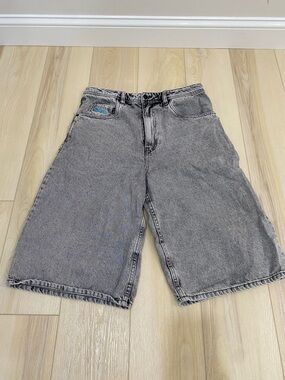 Empyre Stonewashed Black Denim Long Skater Jeans Shorts 32 Deep Pockets